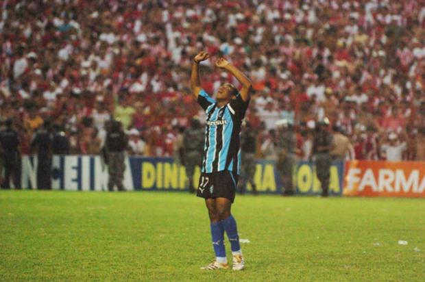 Há nove anos, Grêmio vencia a Batalha dos Aflitos
