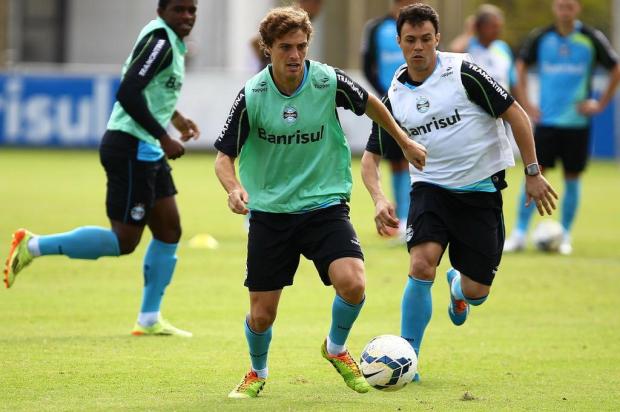 Luiz Zini Pires: Vasco devolverá Kleber e quer ficar com Maxi Rodríguez