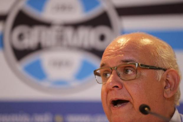 Bolzan admite conversa com clubes por volta do mata-mata no Brasileirão