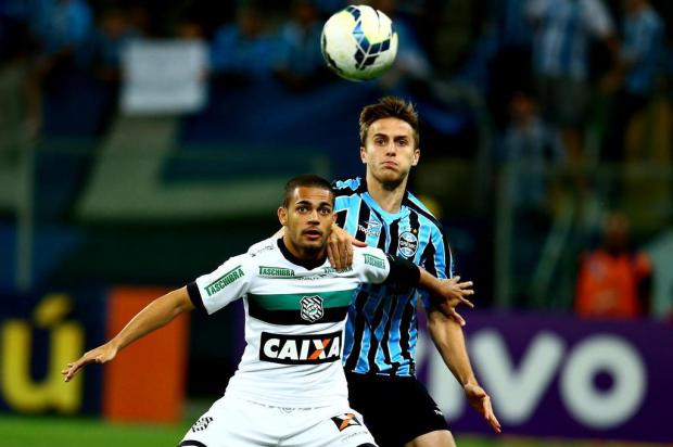 Grêmio acerta empréstimo de Bressan ao Flamengo por um ano