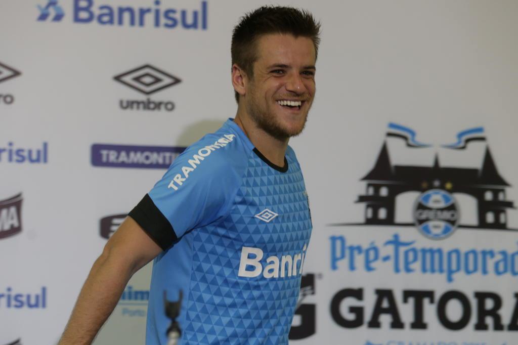 Cidadão de Gramado, Ramiro aposta em sucesso do Grêmio em 2015, apesar da falta de estrelas