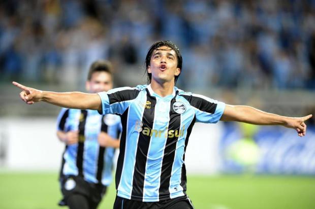 Wianey Carlet: Grêmio vende, vende e não enche o cofre