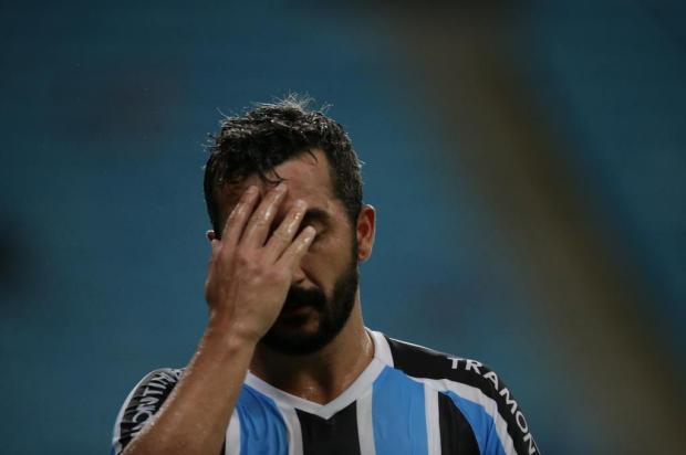 Wianey Carlet: faz tempo que milagres pararam de acontecer no Grêmio