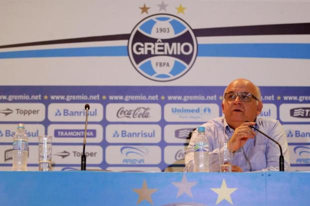 Quitação dos direitos de imagem é prioridade no Grêmio