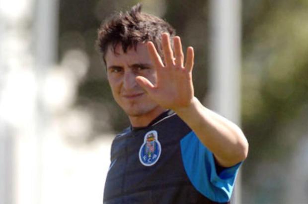 Grêmio pede liberação de Cristian Rodríguez de amistoso do Uruguai