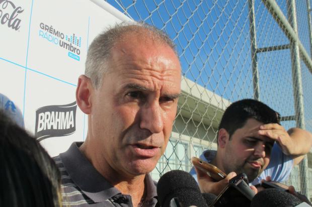 Lesão na coxa tira Cristian Rodríguez dos gramados por 10 dias