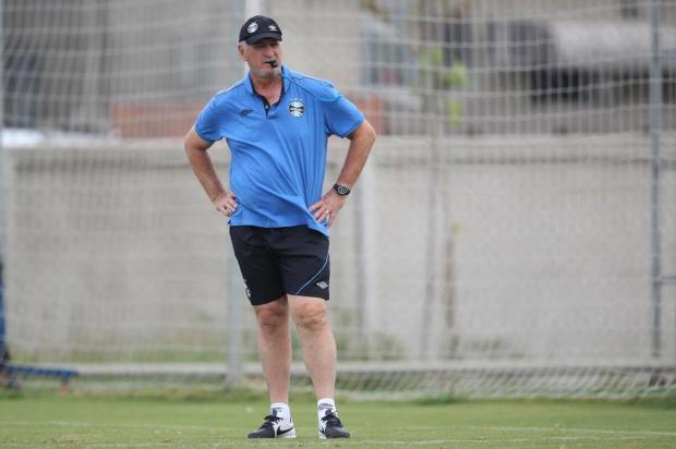 Volantômetro: as opções de Felipão para montar o meio-campo do Grêmio