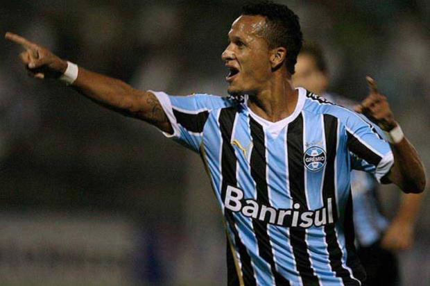 Meia Souza explica por que entrou na justiça contra o Grêmio
