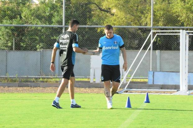 Diogo Olivier: Cebolla ficará no banco no Gre-Nal