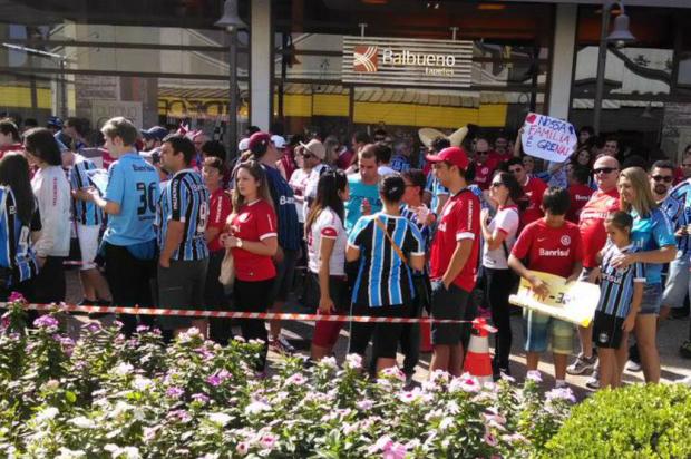 Clima leve marca deslocamento da torcida mista até a Arena