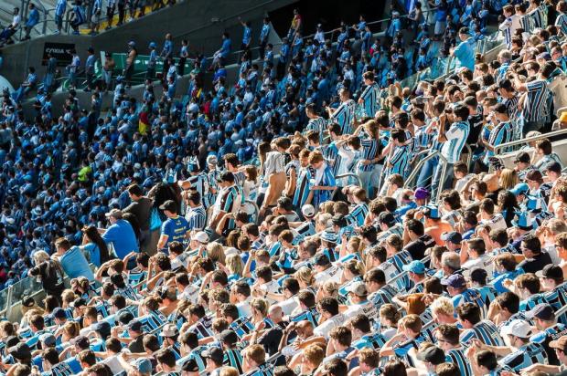 Em uma hora, torcedores do Grêmio esgotam ingressos para o Gre-Nal 406