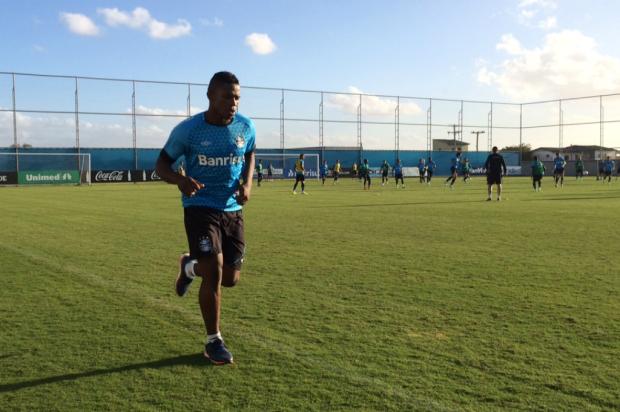 Dúvida para o Gre-Nal, Mamute segue sem treinar com bola