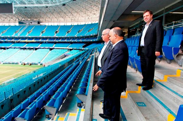 Ministro do Esporte debate torcida mista e MP com dirigentes da Dupla na Arena