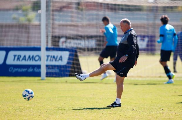 Reservas do Grêmio treinam em horário idêntico ao da estreia
