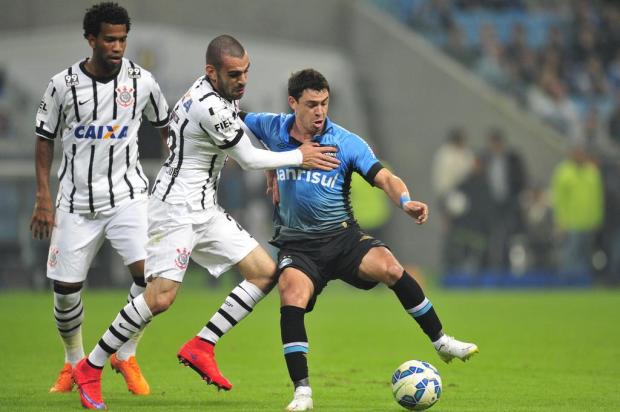 Wianey Carlet: Corinthians x Grêmio deveria ser apitado pelo melhor árbitro do país