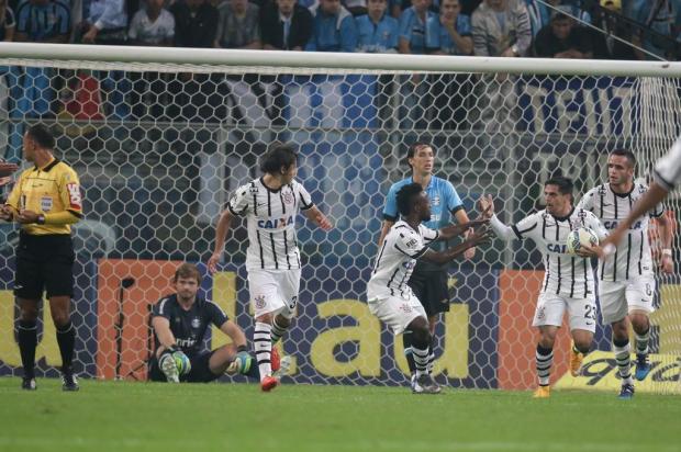 Grêmio teme benefício de arbitragem ao Corinthians na quarta