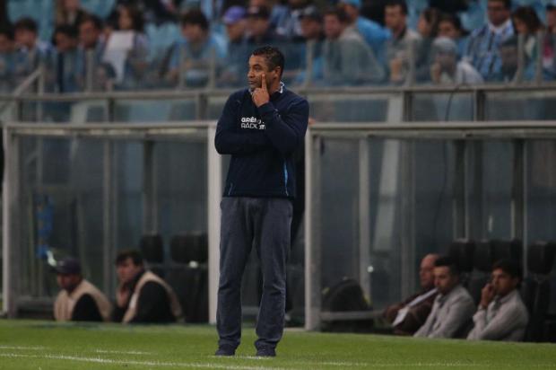 Diogo Olivier: quem deve ser o camisa 10 do Grêmio?