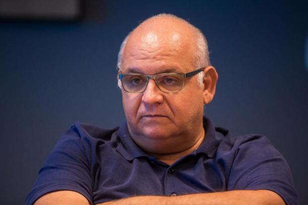 Com orçamento enxuto, Grêmio anuncia rigorosa pesquisa de mercado para se reforçar