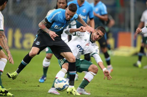 Jogadores do Palmeiras culpam lance isolado por derrota contra o Grêmio