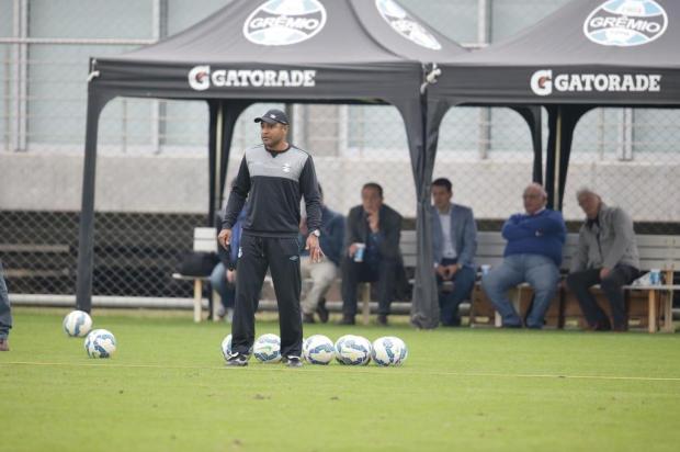 Diogo Olivier: a expressão de Roger que já entrou na cabeça dos jogadores do Grêmio