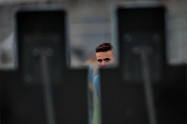 Com esquema sem centroavante, Grêmio de Roger recebe o Cruzeiro