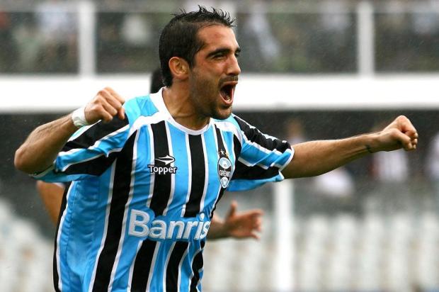 Grêmio tem apenas uma vitória na Vila Belmiro na era dos pontos corridos