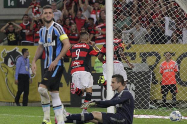 Wianey Carlet: Bateu no teto?