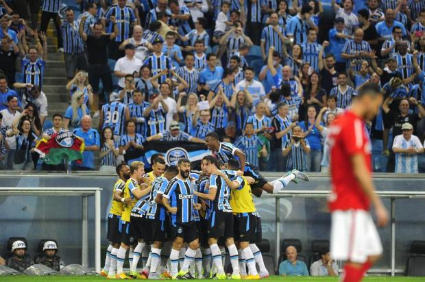 Grêmio humilha o Inter e aplica goleada histórica no Gre-Nal