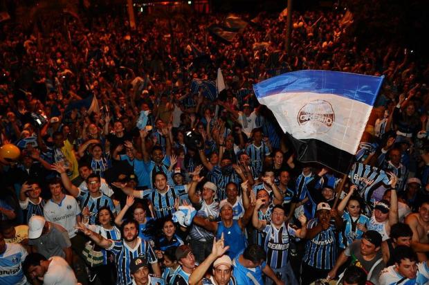 Coluna do Cacalo: Torcedor gremista sonha com o título nacional