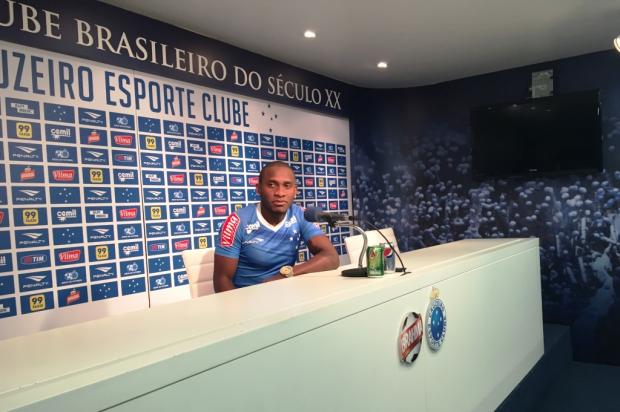 Com Luxemburgo, não conseguimos a arrancada que esperávamos, diz Willians