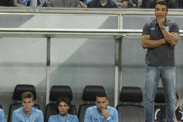 Melhor mandante, Roger destaca fator local do Grêmio: Tem que fazer diferença