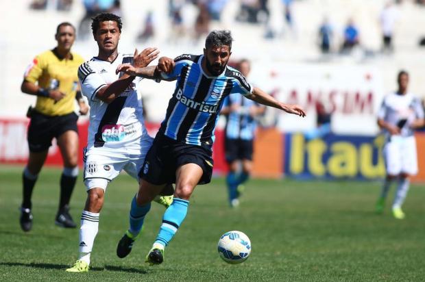 Wianey Carlet: Grêmio tem vários jogadores cujo rendimento minguou