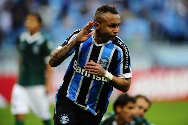 Luiz Zini Pires: vitória dramática na Arena nasce nos pés do jovem Everton