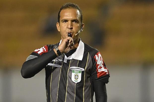 Árbitro de Corinthians e Grêmio não apita a Série A há 51 dias