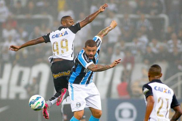 Leonardo Oliveira: o empate com o Grêmio saiu barato para o Corinthians