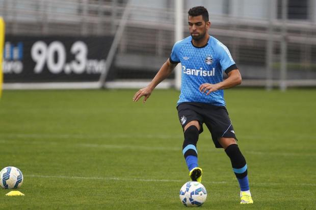 Recuperado, capitão Maicon volta na hora certa para ajudar o Grêmio