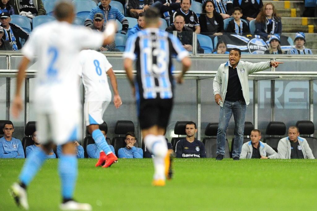 Analisaremos o Fluminense para pensar o jogo que queremos propor, diz Roger