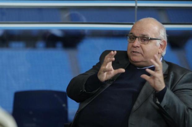 Romildo diz que prioridade do Grêmio é manutenção do elenco para 2016