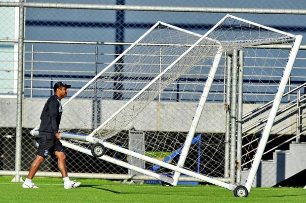 Diogo Olivier: Grêmio negocia naming rights da pré-temporada em POA