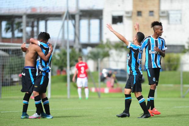 Grêmio vence o Inter por 3 a 2 e conquista o Gauchão Sub-17