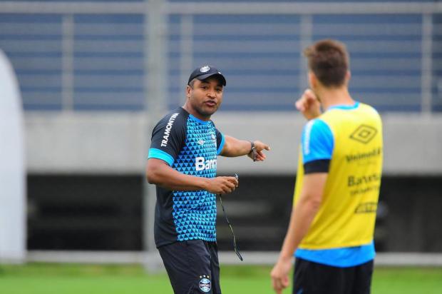 Cacalo: jogo contra o Flu é mais importante do que o Gre-Nal