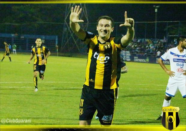 Grêmio aumenta oferta pelo paraguaio Fernando Fernández