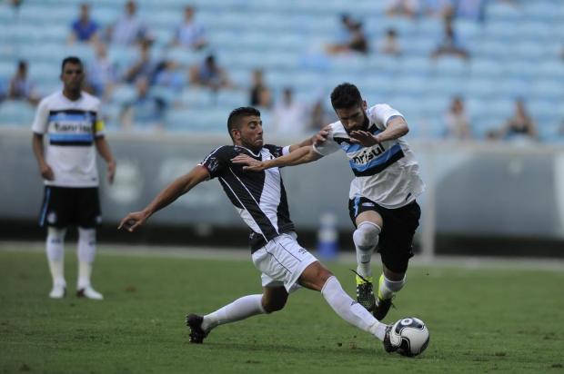 Jogadores gremistas minimizam empate e aprovam amistoso: Serviu para pegar o ritmo da Libertadores
