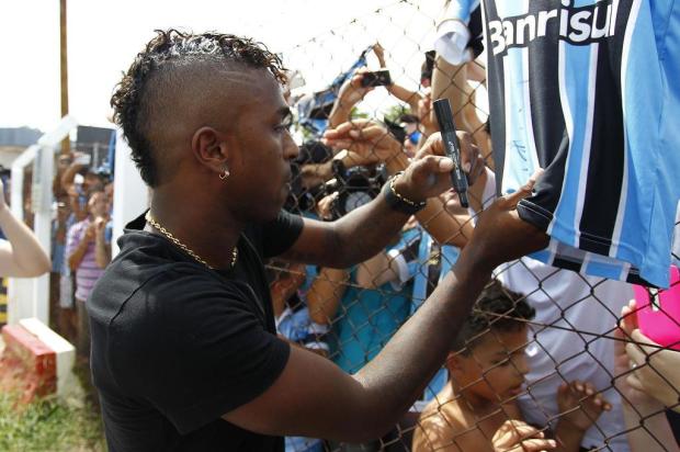 Vice do Grêmio fala sobre inscrição de Bolaños: Prazo será cumprido