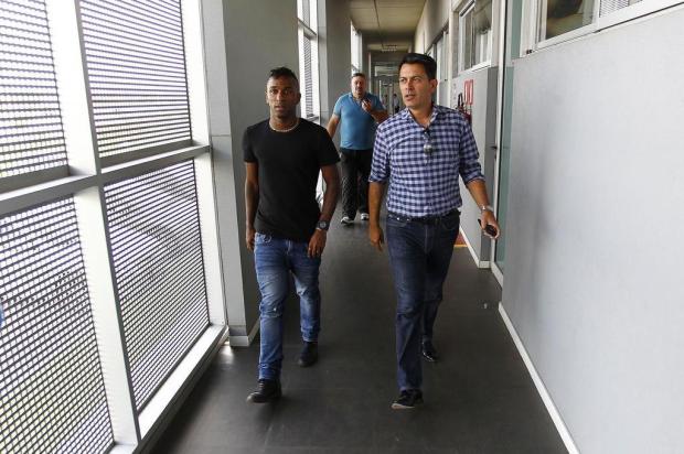Bolaños está evoluindo rapidamente, diz Rui Costa