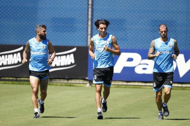 Wianey Carlet: Grêmio ganha se mostrar à LDU quem manda no terreiro