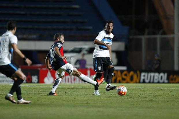 Não nos assustamos, opina Marcelo Grohe após o empate em Buenos Aires