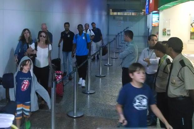 Depois de empate nos minutos finais, Grêmio desembarca na Capital