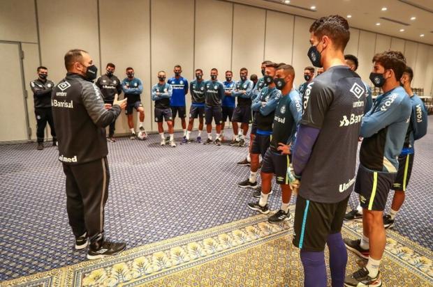 Conmebol traça estratégia para vacinar elenco do Grêmio e Internacional contra Covid-19