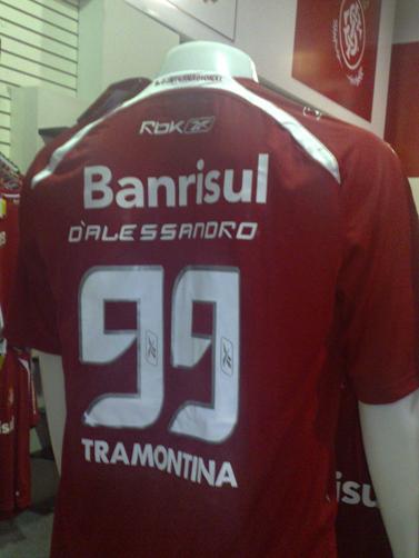 Loja do Inter já vende camiseta de D'Alessandro com número 99 - Diário  Gaúcho